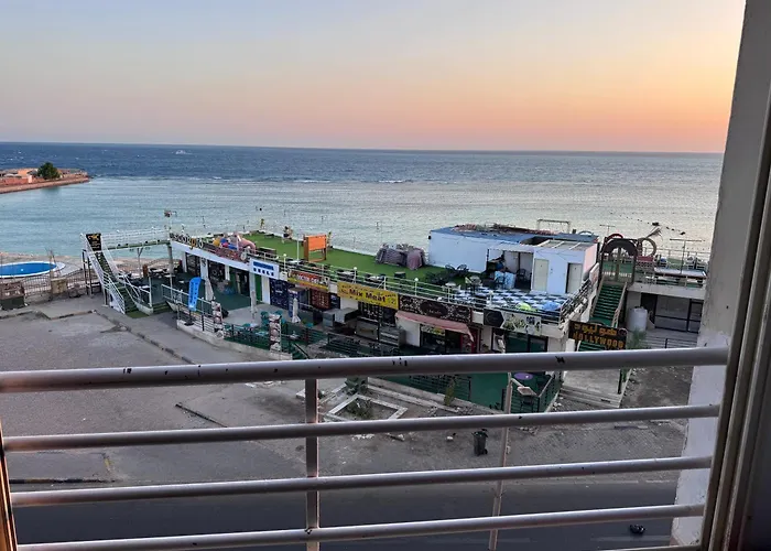 Appartamento صف اول على البحر مباشر منطقة القيادات رقم 3 Hurghada